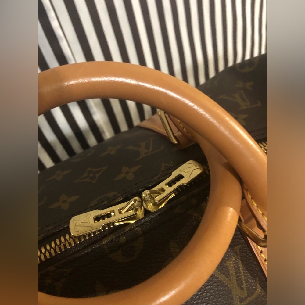 ๐๐ธHost Pick๐๐ธLOUIS VUITTON Vintage LV50 Keepall Monogram Canvas Tote Travel Bag - Picture 5 of 13